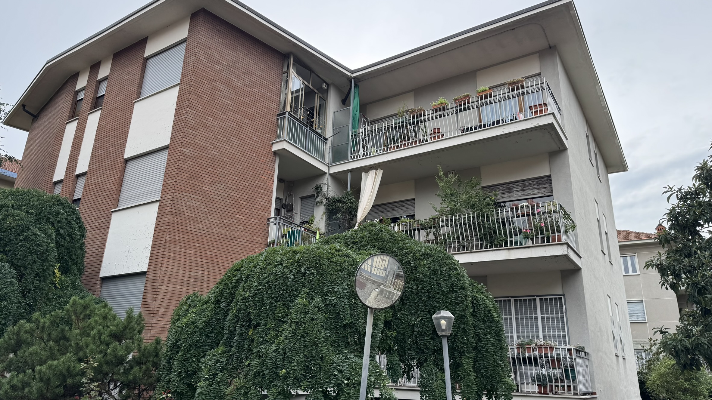 via Sismonda 10/3, Torino